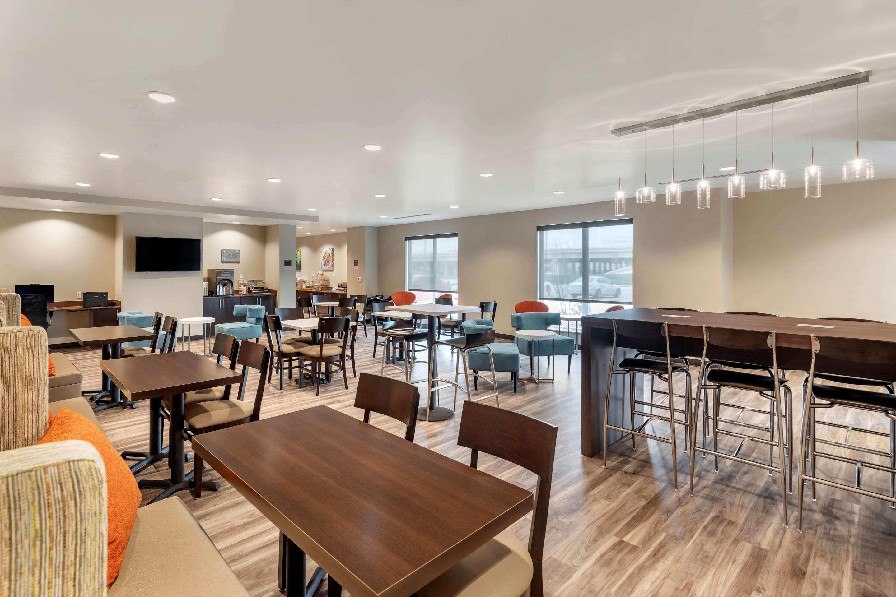 Mainstay Suites Lancaster Dallas South מראה חיצוני תמונה